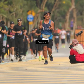 Runner Photo 5629795