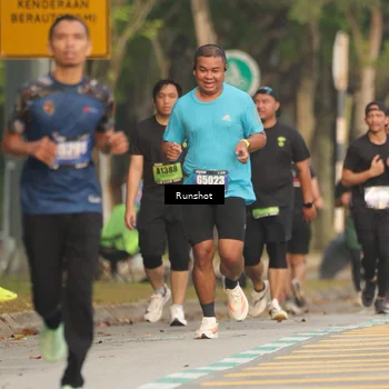 Runner Photo 5629845