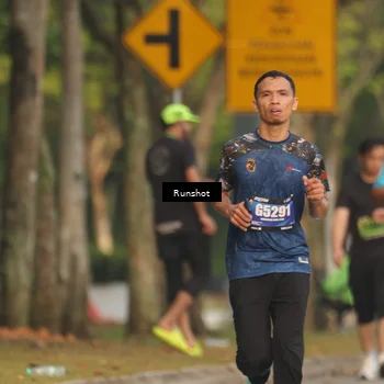 Runner Photo 5629867
