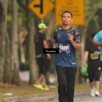 Runner Photo 5629871