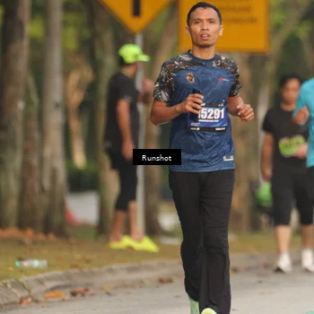Runner Photo 5629874