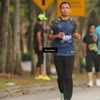Runner Photo 5629880