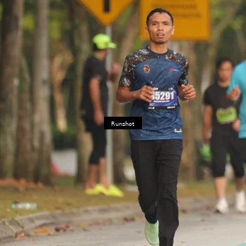 Runner Photo 5629887
