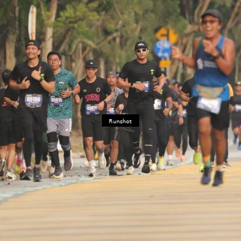 Runner Photo 5629896