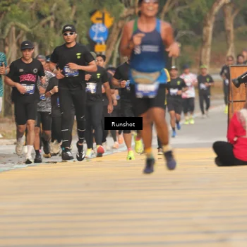 Runner Photo 5629906