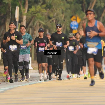 Runner Photo 5629940