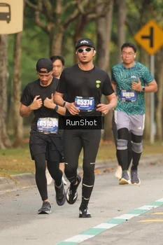 Runner Photo 5630165