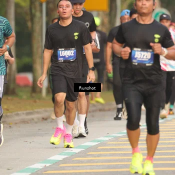 Runner Photo 5630212