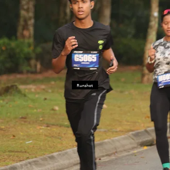 Runner Photo 5630247