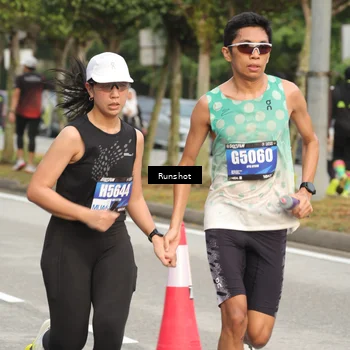 Runner Photo 5630349