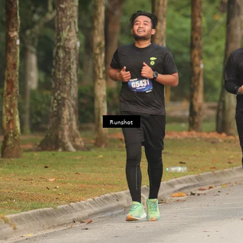 Runner Photo 5630353