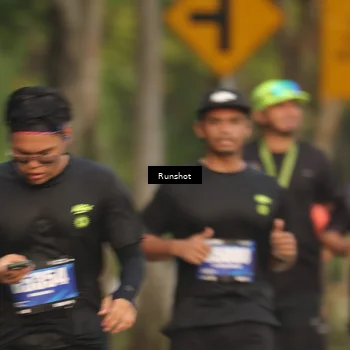 Runner Photo 5630355