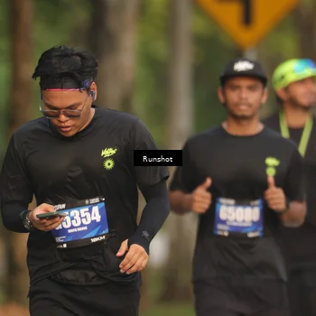 Runner Photo 5630359