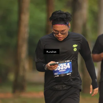 Runner Photo 5630365