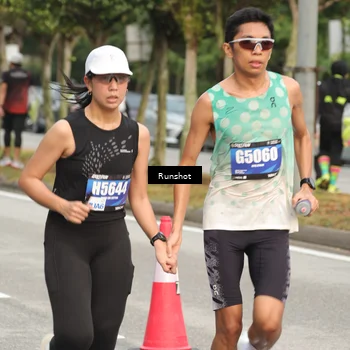 Runner Photo 5630372