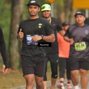 Runner Photo 5630383