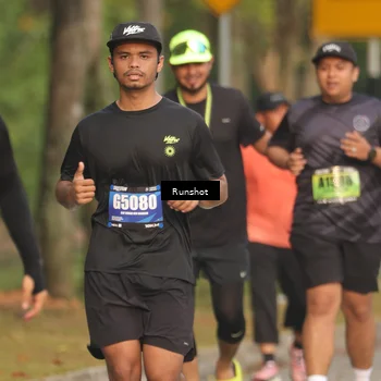 Runner Photo 5630387