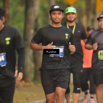 Runner Photo 5630396