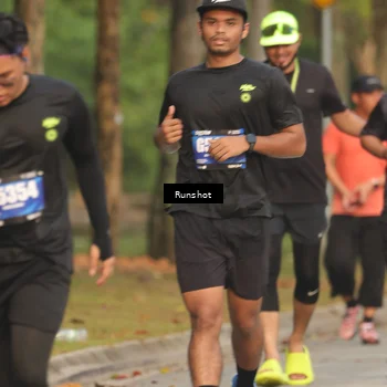 Runner Photo 5630402
