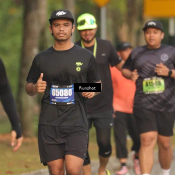Runner Photo 5630417