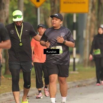 Runner Photo 5630419