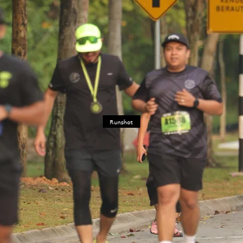Runner Photo 5630452