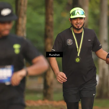 Runner Photo 5630470