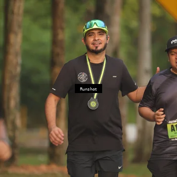 Runner Photo 5630485