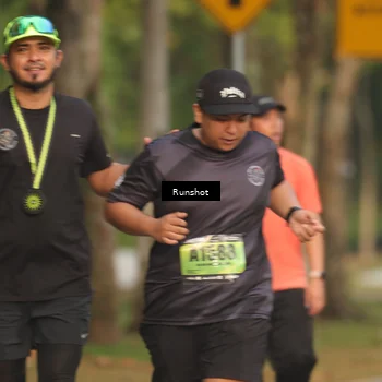 Runner Photo 5630496