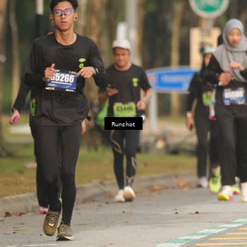 Runner Photo 5630546