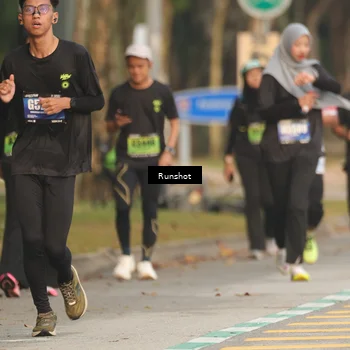 Runner Photo 5630552