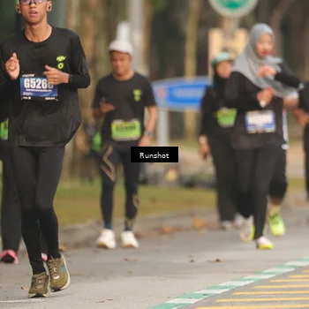 Runner Photo 5630555
