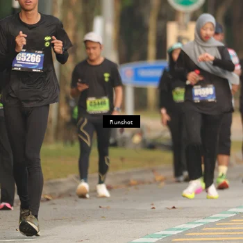 Runner Photo 5630560