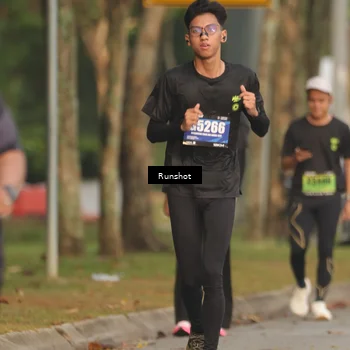 Runner Photo 5630572