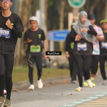 Runner Photo 5630577