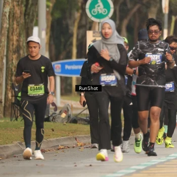 Runner Photo 5630593