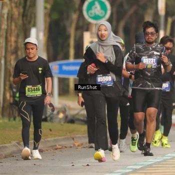 Runner Photo 5630594