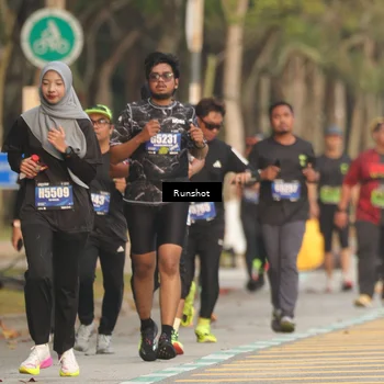Runner Photo 5630605