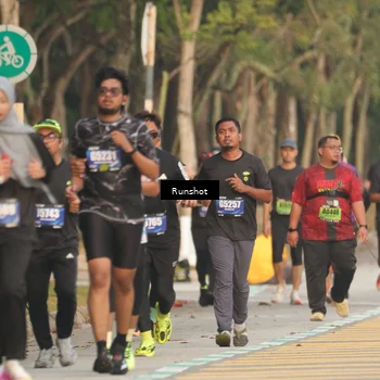 Runner Photo 5630611