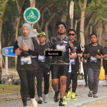Runner Photo 5630617