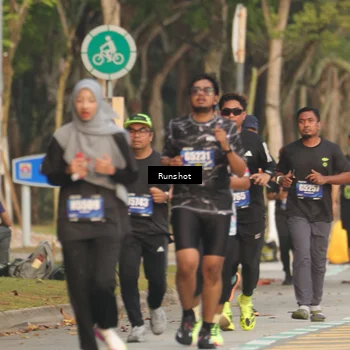 Runner Photo 5630621
