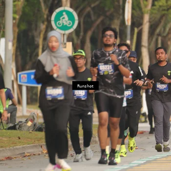 Runner Photo 5630622