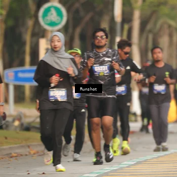 Runner Photo 5630624