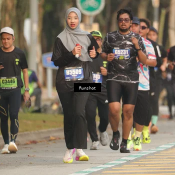 Runner Photo 5630655
