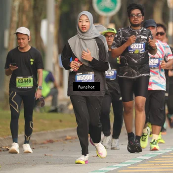 Runner Photo 5630661
