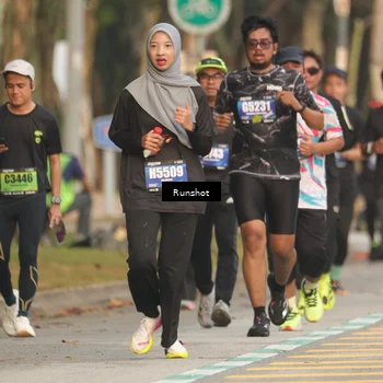 Runner Photo 5630663