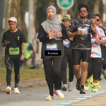 Runner Photo 5630665