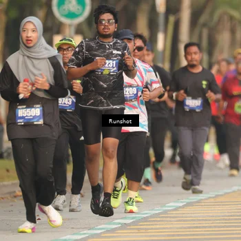 Runner Photo 5630676