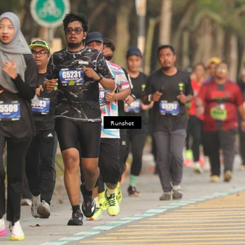 Runner Photo 5630686