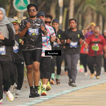 Runner Photo 5630691